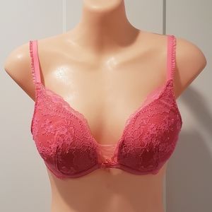 Victoria's Secret Lace-Up Push-Up Lace Bra